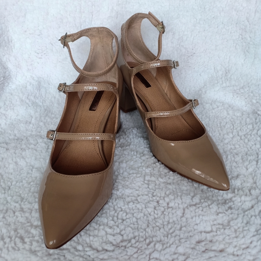 Tahari Rebecca Shoes - Nude